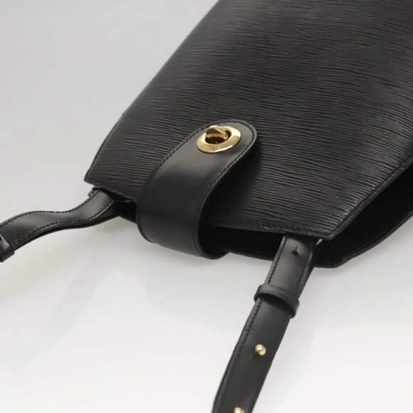 LOUIS VUITTON Epi Cluny Shoulder Bag Black - Picture 6 of 15